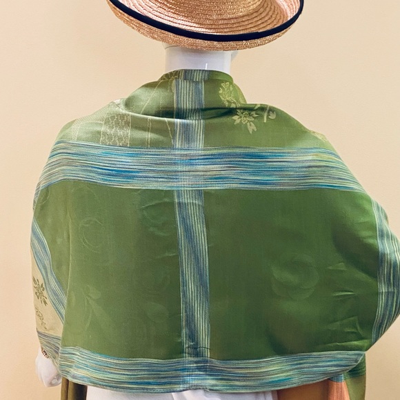 🌟HP🌟NWOT Green, Orange & Yellow Silk & Wool Pashmina Wrap OSFM - Picture 4 of 10